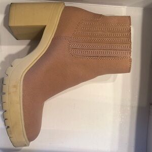 Dolce Vita Beige Chunky Heel Boots